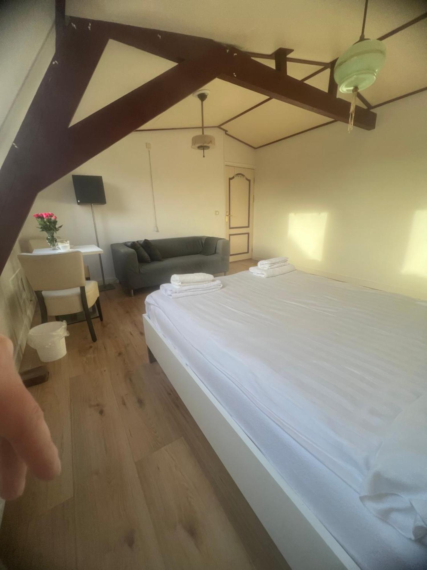 Geniet Van Een Charmante En Rustige Verblijfplaats In Lobith Luaran gambar